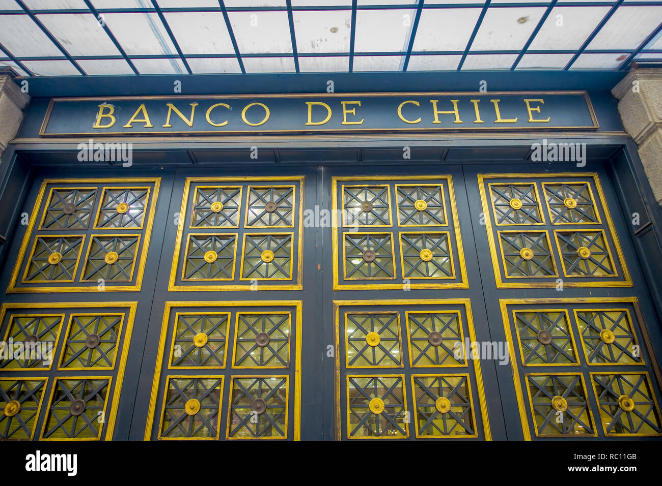 SANTIAGO, CHILE - 16. OKTOBER 2018: Bank von Chile in Santiago de Chile Stockfoto