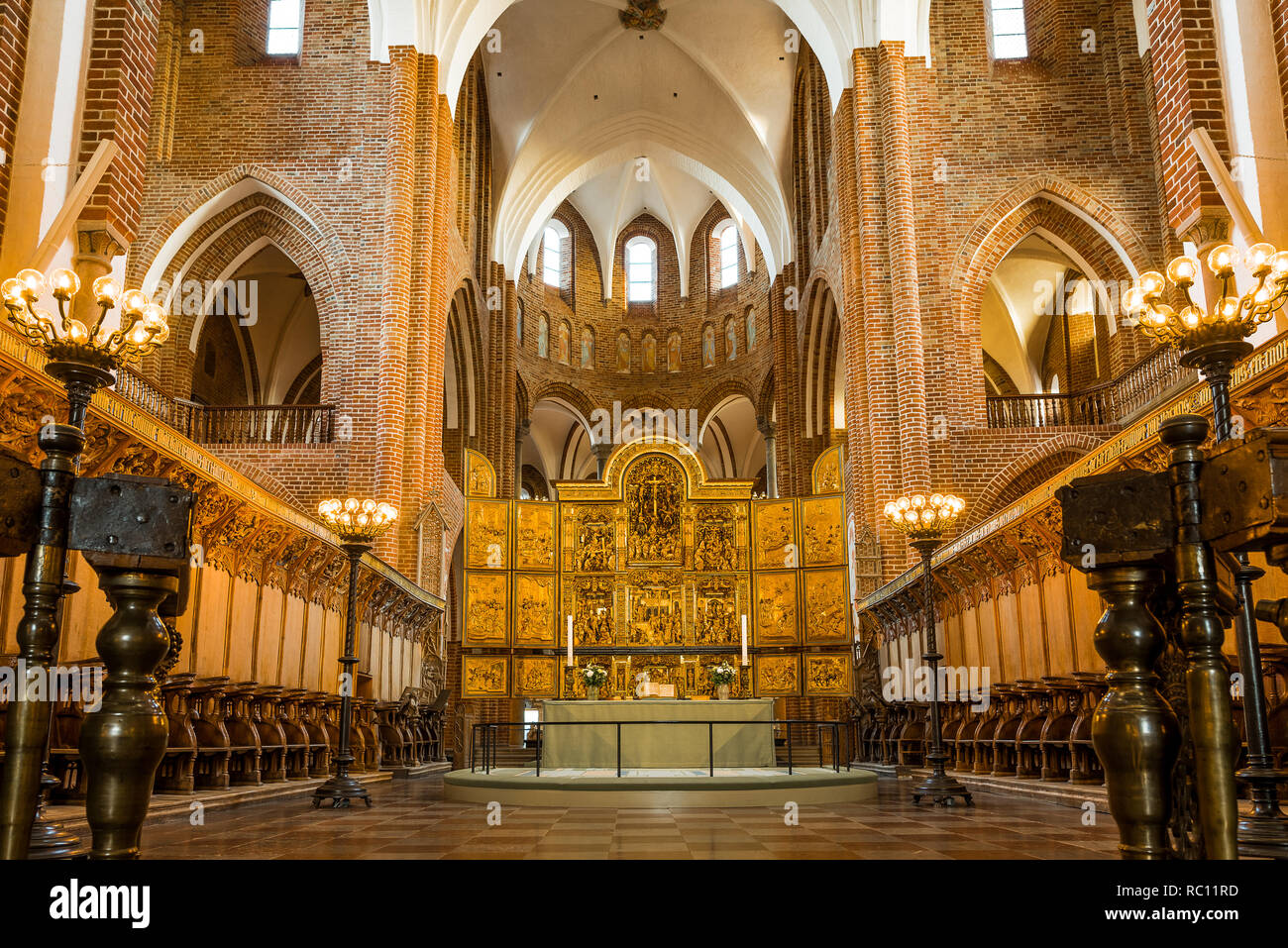 Die vergoldeten Altar im Chor der Kathedrale von Roskilde, Roskilde, Dänemark, 11. Januar 2019 Stockfoto