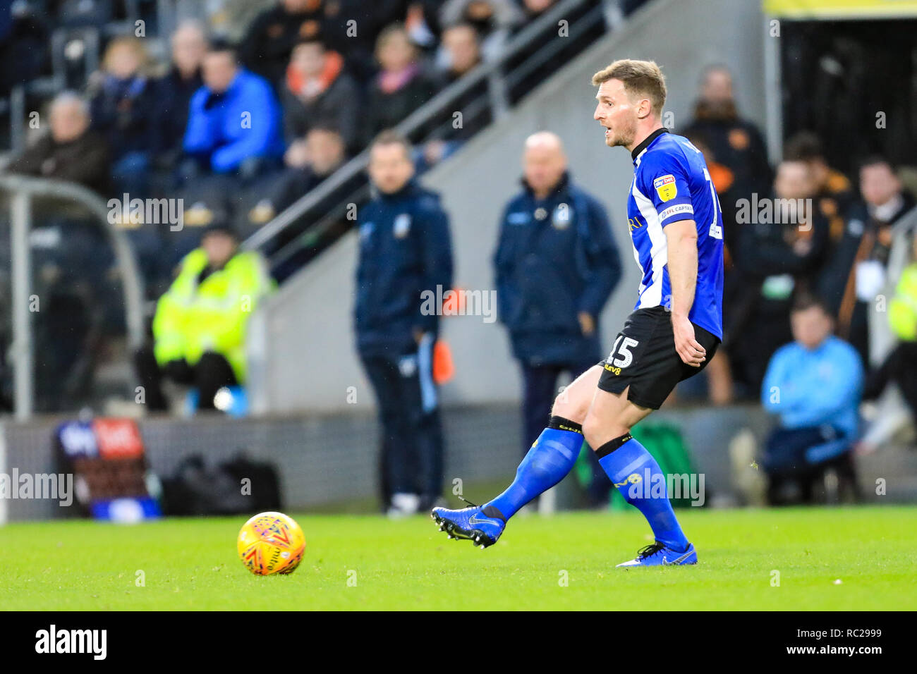 12. Januar 2019, kcom Stadion, Hull, England; Sky Bet Meisterschaft, Hull City vs Sheffield Mittwoch; Tom Weintrub Sheffield Mittwoch am Ball Quelle: John Hobson/News Bilder der Englischen Football League Bilder unterliegen DataCo Lizenz Stockfoto