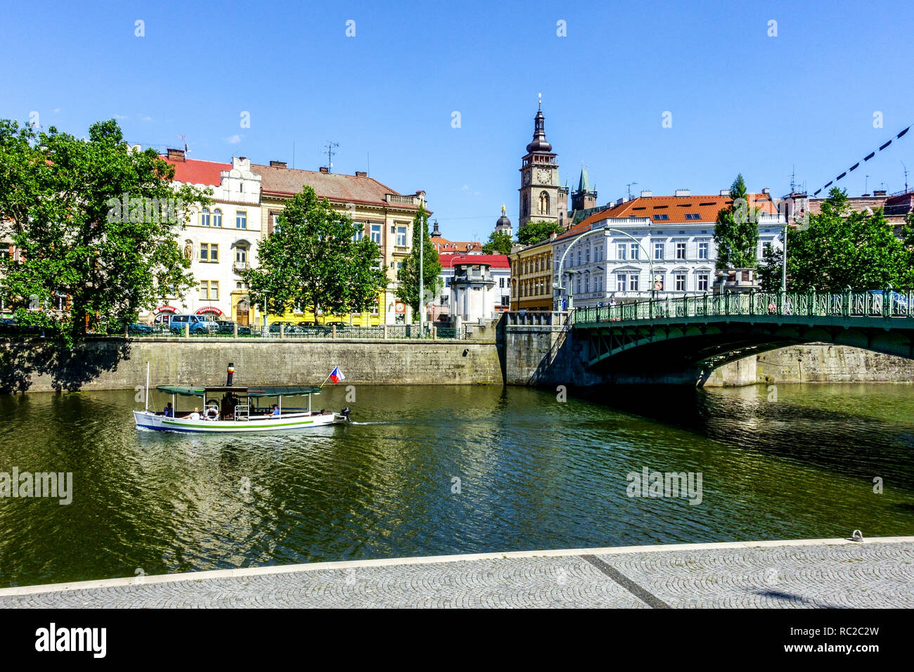 Boot auf Elbe, Hradec Kralove Tschechische Republik Stockfoto