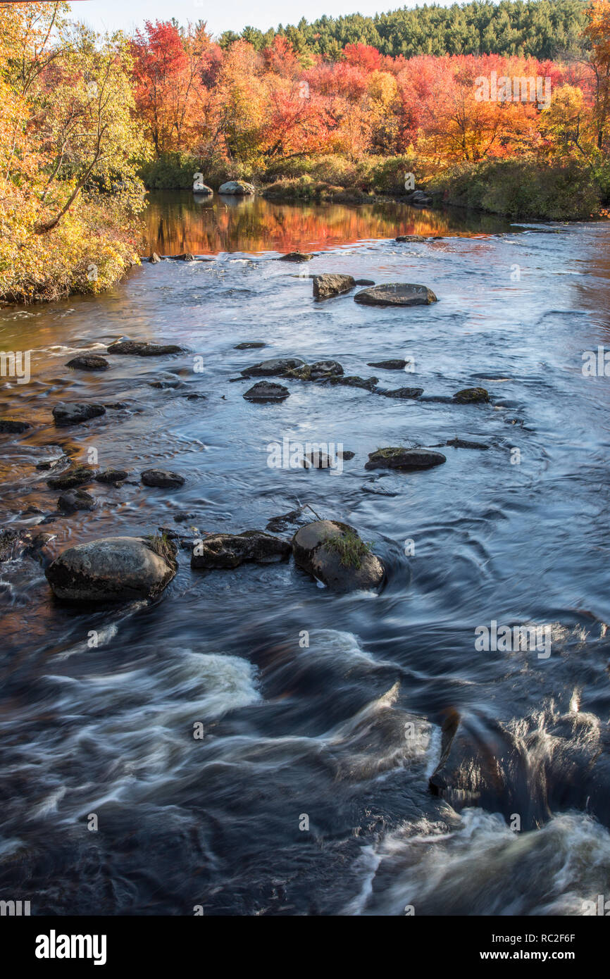 Die millers River im Süden Royalston, MA Stockfoto