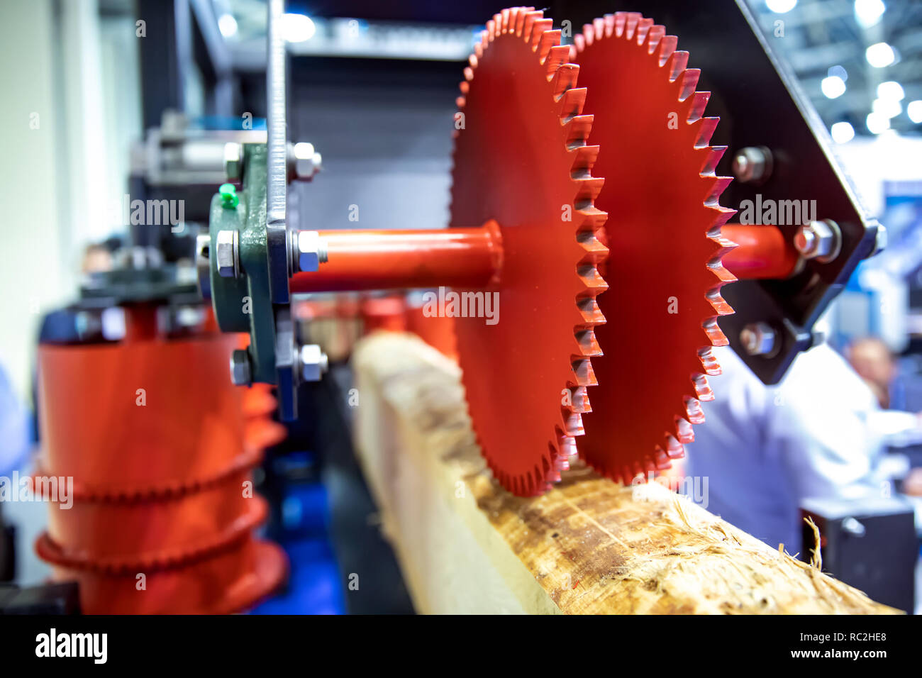 Holzbearbeitung Holzbearbeitungsmaschinen Moderne Technologie In