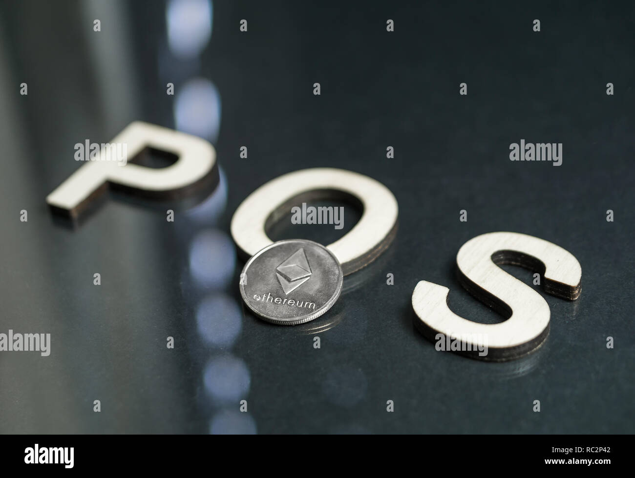 Des astraleums Cryptocurrency Umschalten von POW, GPU Bergbau zu POS-Konzept Stockfoto