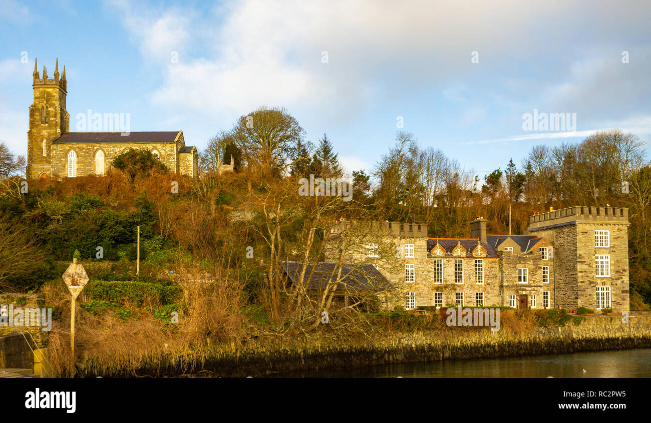 Dorf, Kirche und Schloss in castletownshend West Cork Irland Stockfoto