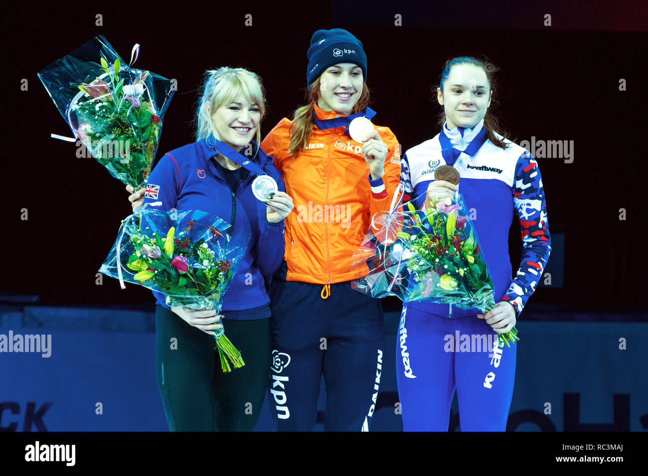 DORDRECHT, 11-01-2019, Dordrecht Suzanne Schulting, Elise Christie, Sofia Prosvirnova während der ISU-europäischen Meisterschaften Short Track Stockfoto