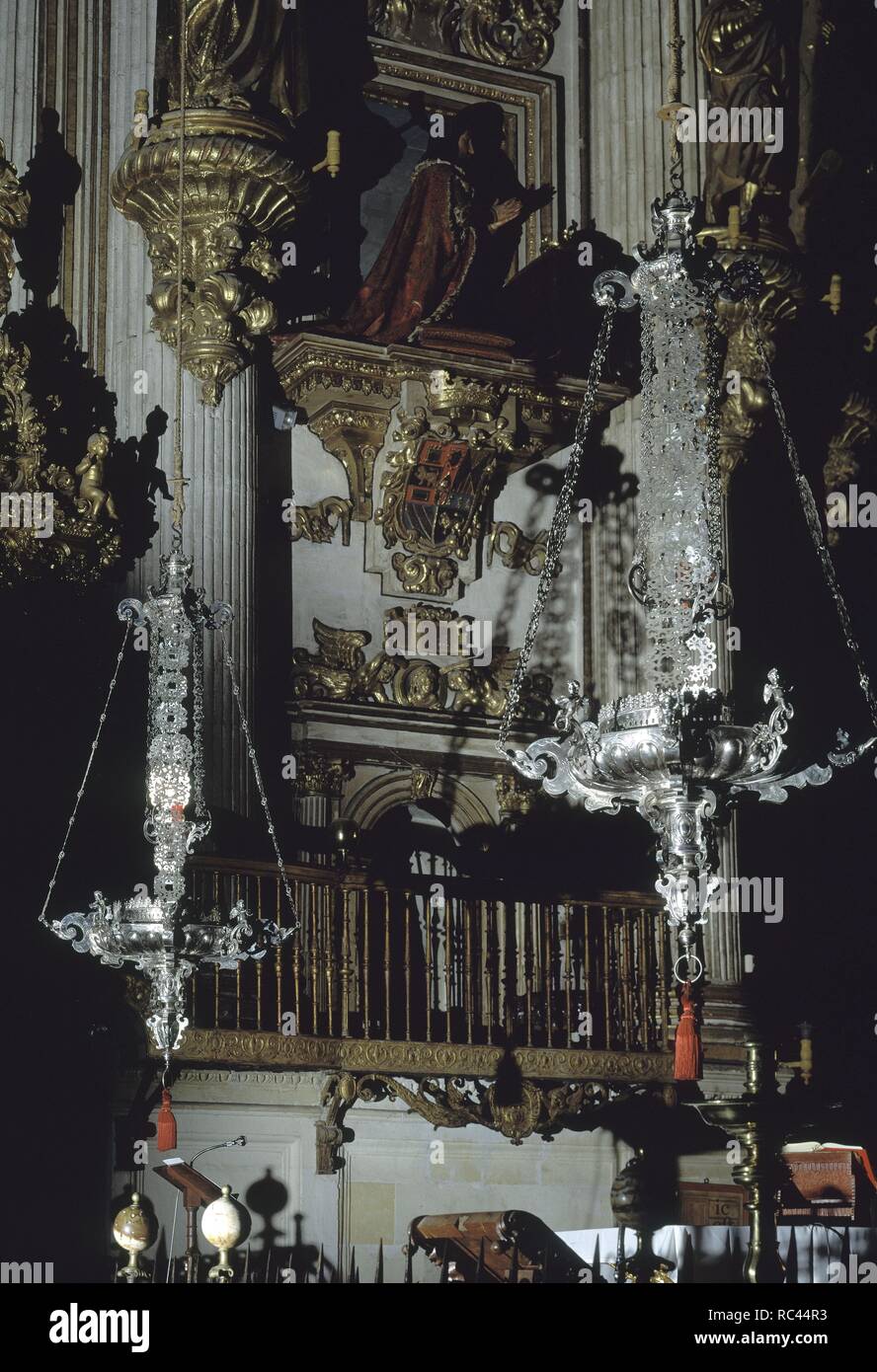 LAMPARAS DE PLATA, 1652/6. Autor: CANO, ALONZO. Lage: CATEDRAL - Interieur. Spanien. Stockfoto