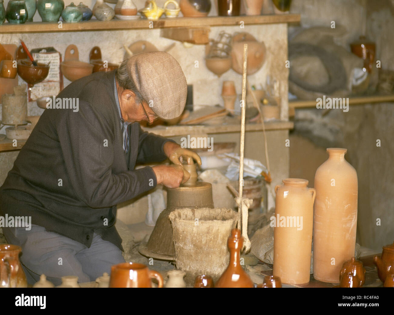 El alfarero Fotos und Bildmaterial in hoher Auflösung Alamy
