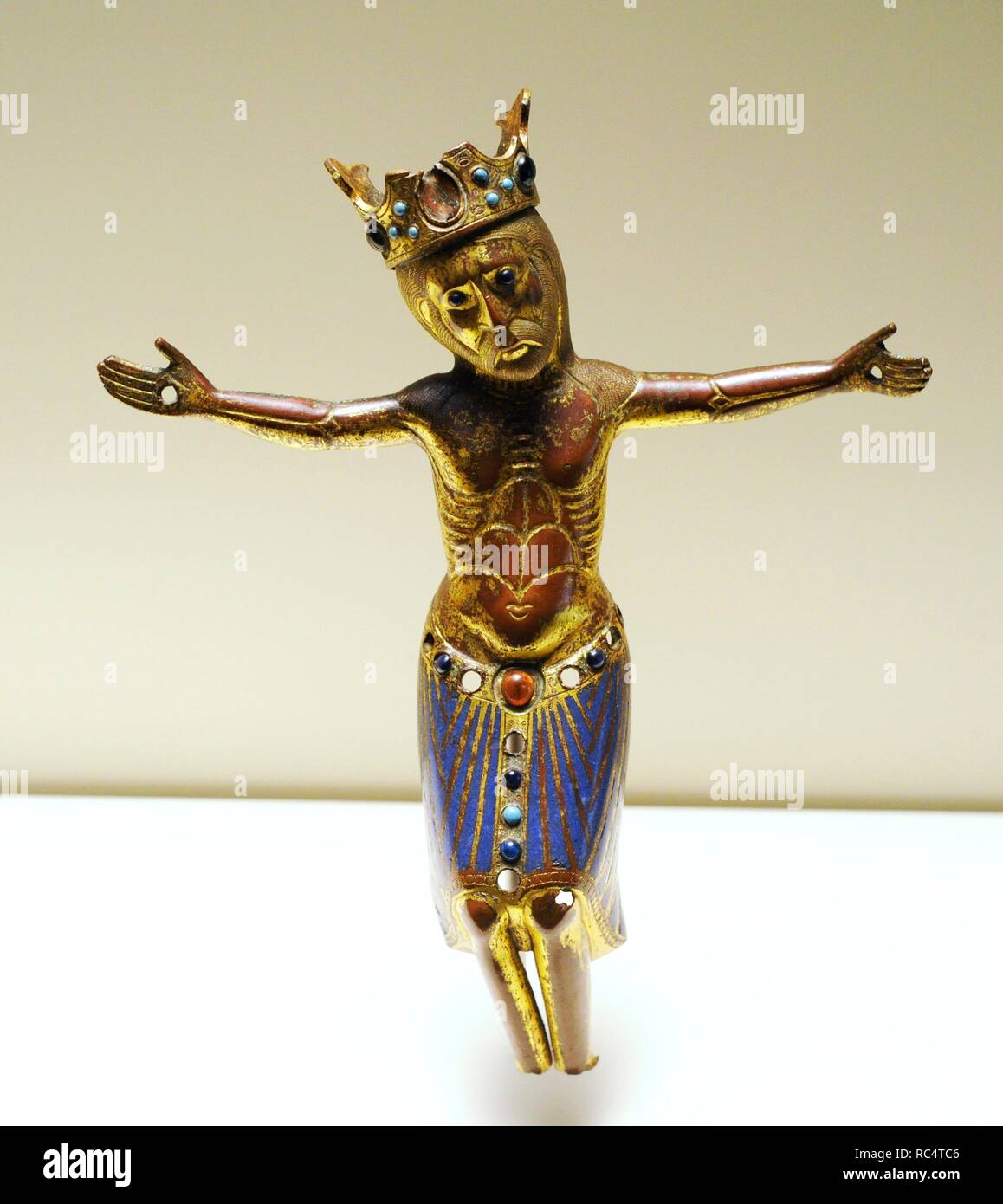 Christus. Anonym. Ca.1200-1220. Limoges. Romanische. Herkunft unbekannt. Gejagt und vergoldetem Kupfer. Nationalen Kunstmuseum von Katalonien. Barcelona. Katalonien. Spanien. Stockfoto