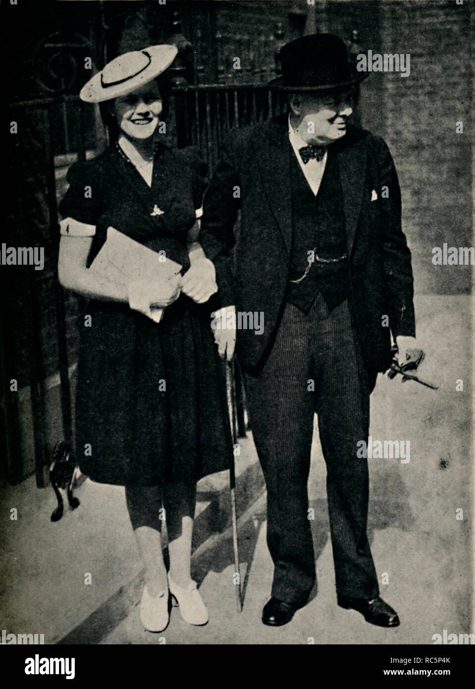 'Mary Churchill und Ihr Vater', c 1945. Schöpfer: Unbekannt. Stockfoto
