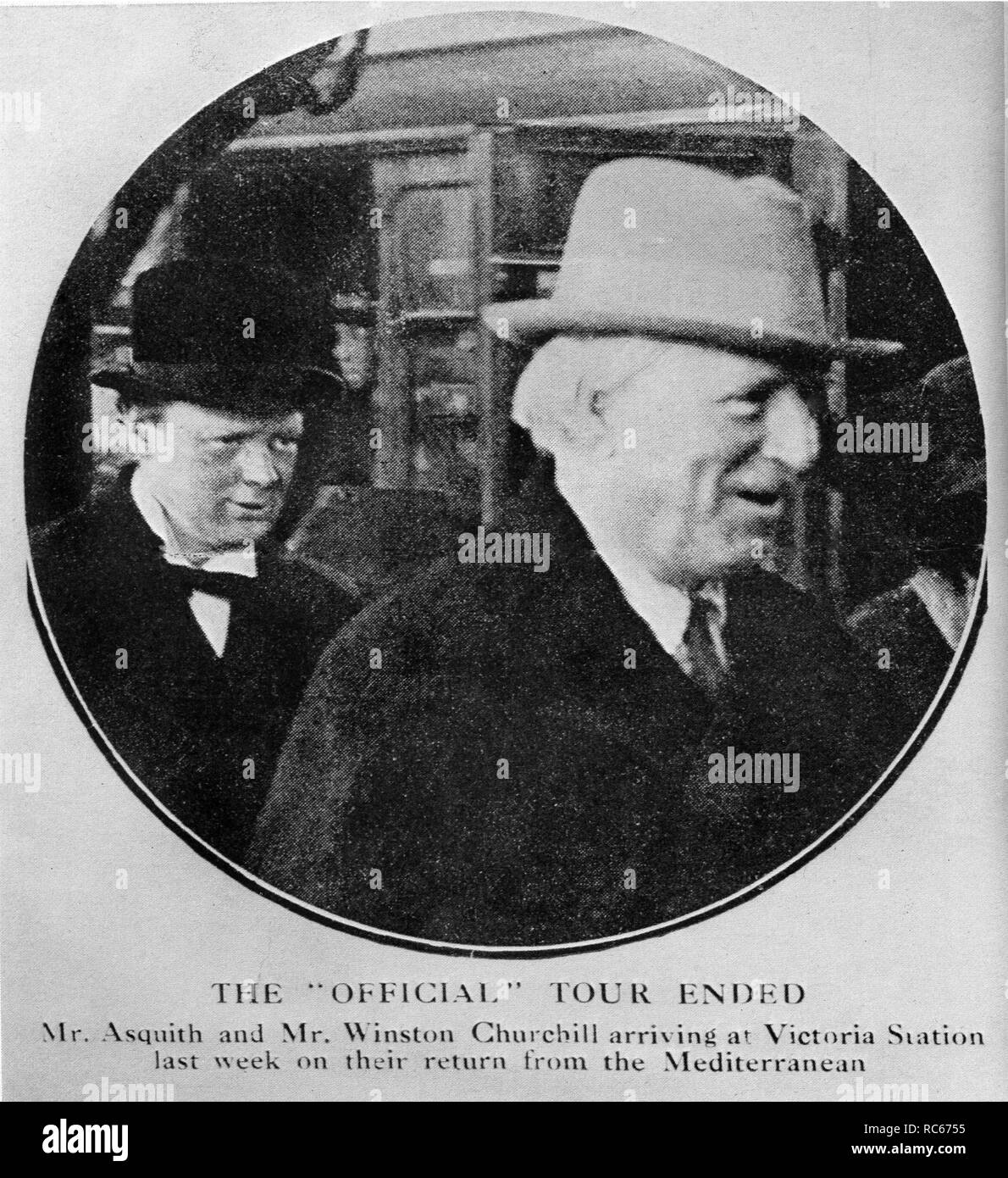 Winston Churchill und Premierminister S.H. Asquith Rückkehr aus Reise zum östlichen Mittelmeer. Mai 1913. Stockfoto