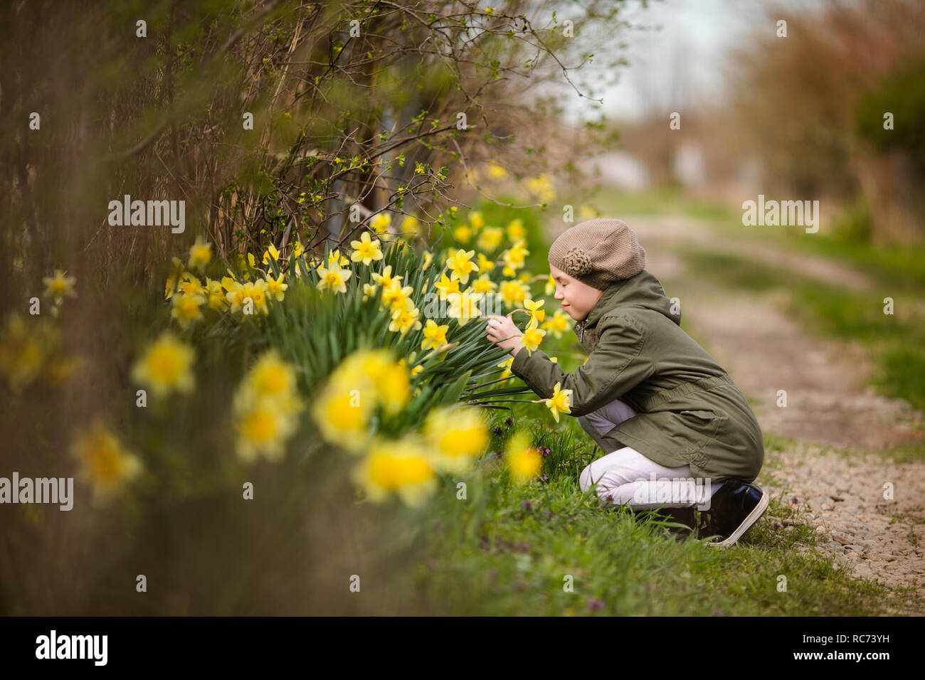 Khaki Grune Jacke Stockfotos Und Bilder Kaufen Alamy