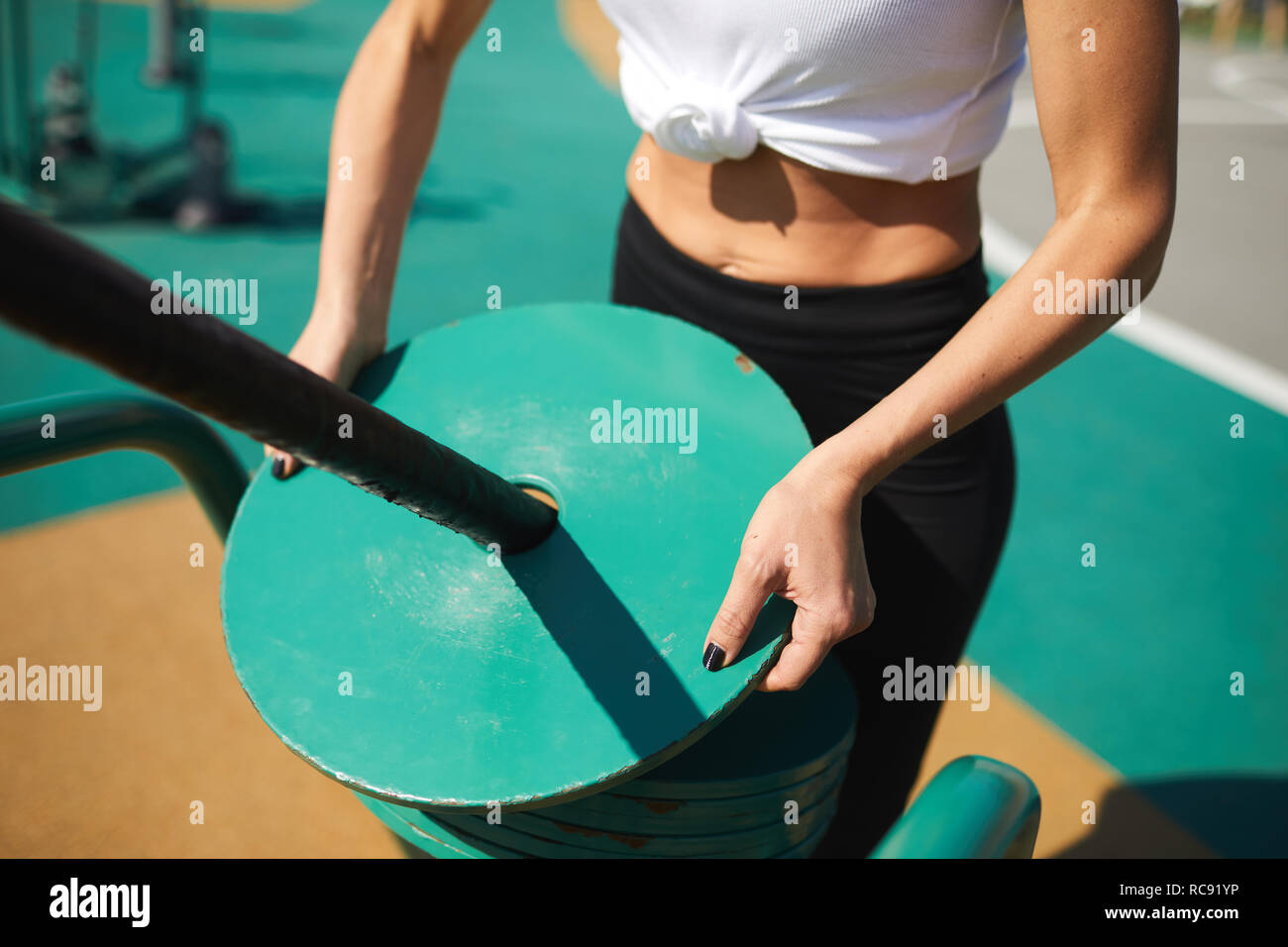 Frau Vorbereitung für Workout training Stockfoto