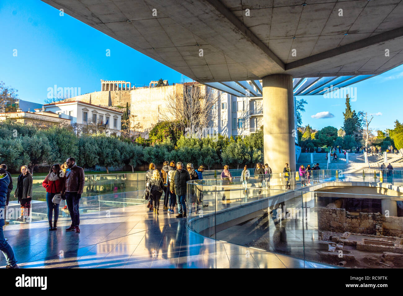 Eingang der Akropolis Museum in Athen, Griechenland Stockfoto