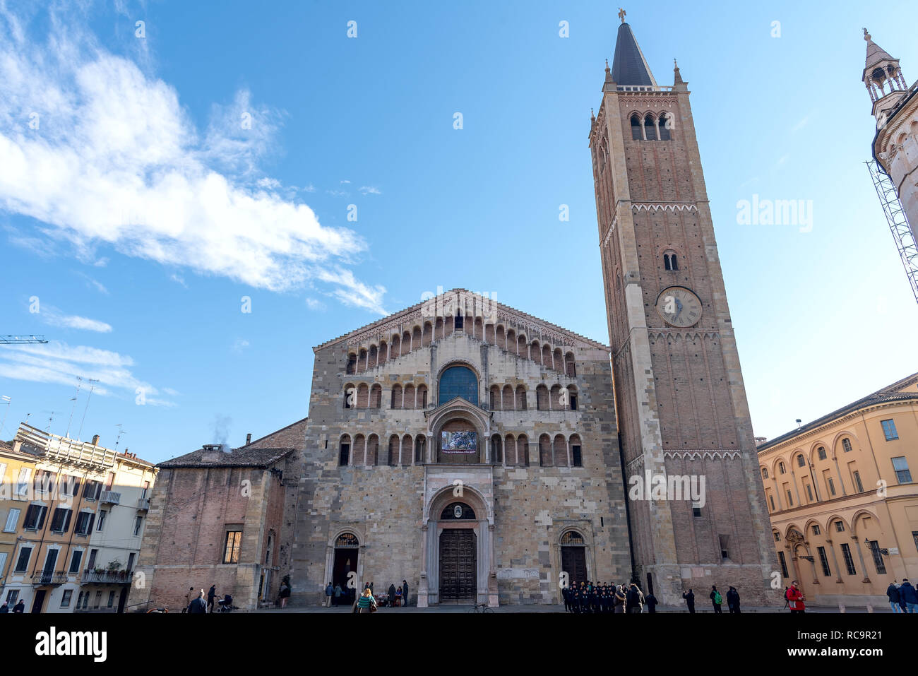 Blick auf die Kathedrale Santa Maria Assunta - Parma - Emilia Romagna - Italien Stockfoto