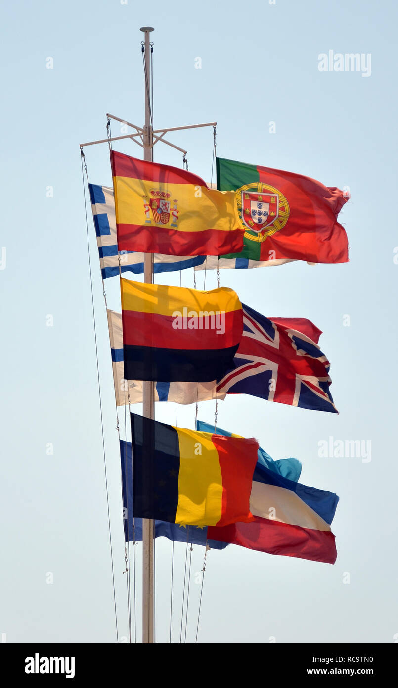 Sammlung der europäischen Flaggen schwenkten zusammen Stockfoto