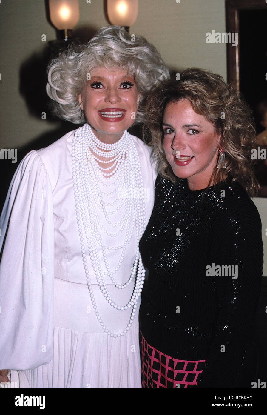 *** Foto *** Carol Channing ist vergangen bei 97 Carol Channing, Stockard channing fotografiert am 21. Juni 1988 in New York City. Quelle: Walter McBride/MediaPunch Stockfoto