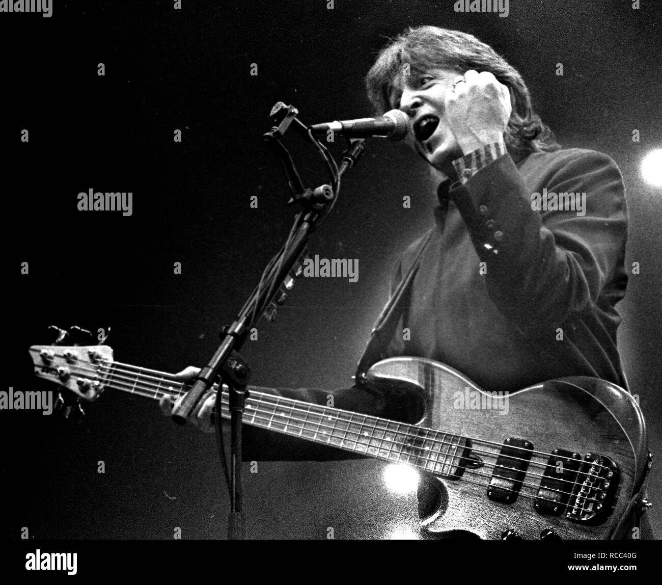 Paul McCartney im Konzert im Centrum in Worcester, MA USA 1990 Foto von Bill belknap Stockfoto