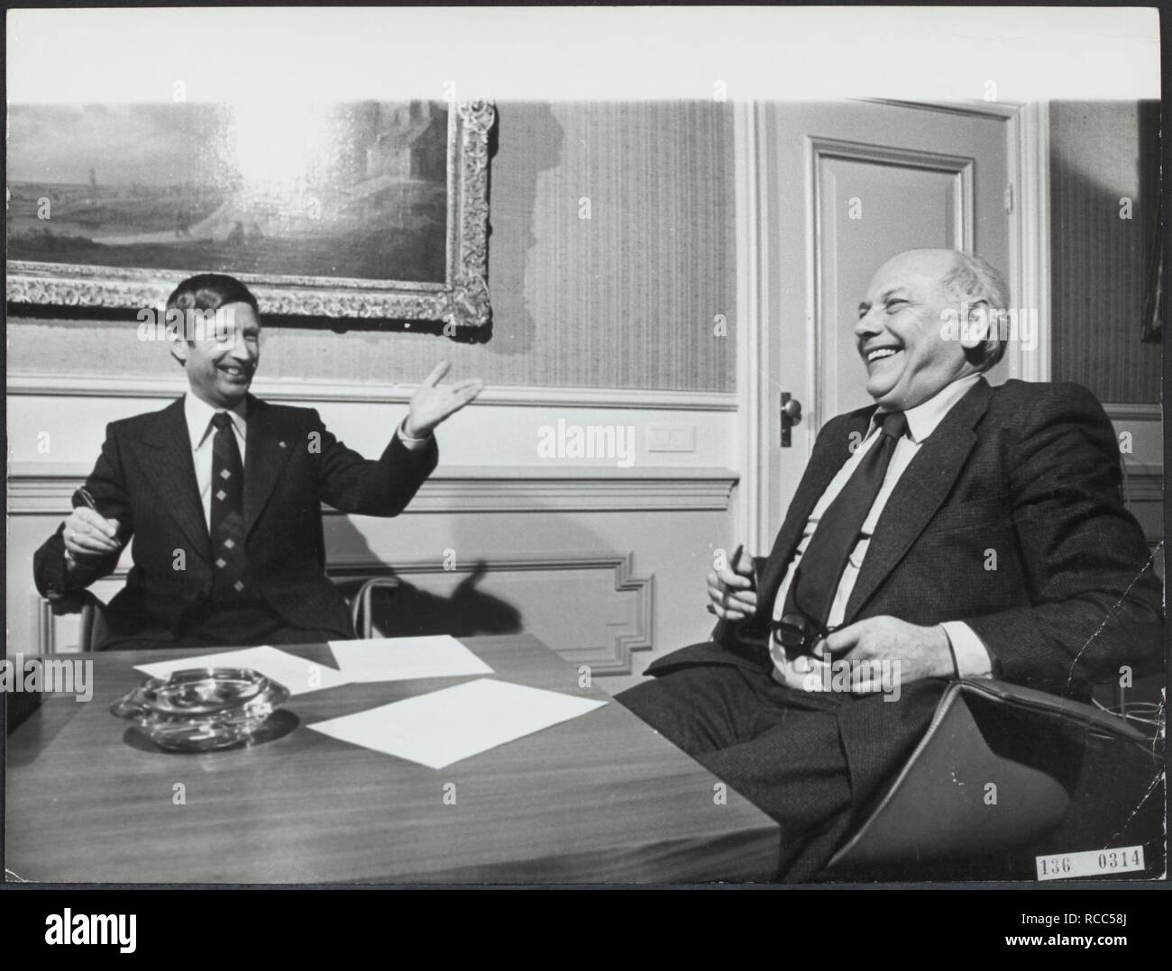 Agt, Dries Van;, Joop den Uyl, Bestanddeelnr 136-0314. Stockfoto