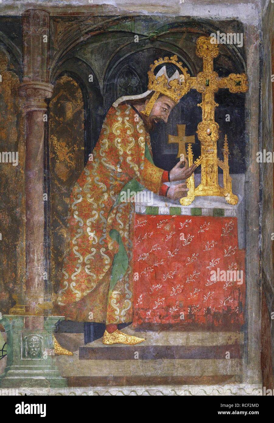 Karl IV. Legt ein Splitter vom Heiligen Kreuz in einem reliquiar. Museum: National Gallery, Prag. Autor: anonym. Stockfoto