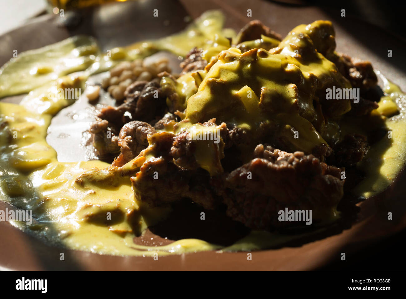 Ein Rindfleisch in einem wilden Champignons Sauce, eine Ukrainische lokale Essen, Karpaten Stockfoto