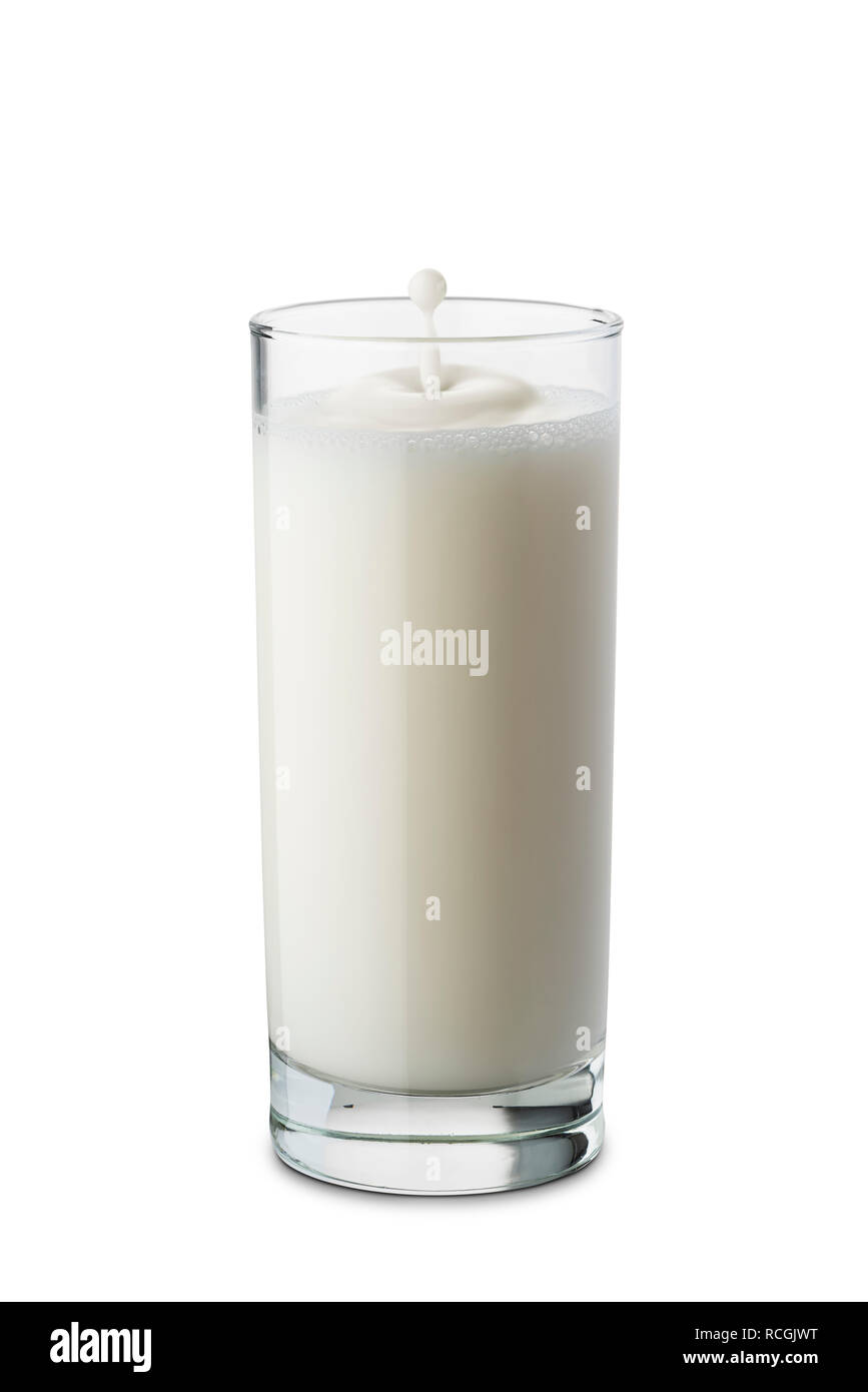 Milch Glas mit tropfenden Splash auf weißem Hintergrund Stockfoto