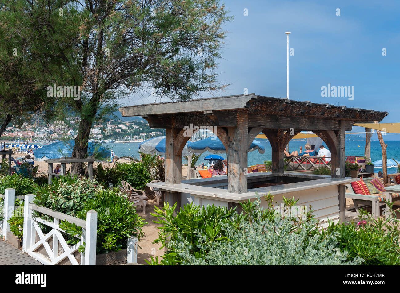 Bar am Strand, Le Lavandou, Var, Provence-Alpes-Cote d'Azur, Frankreich, Europa Stockfoto