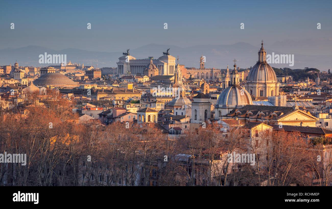 Rom. Antenne Stadtbild Bild von Rom, Italien im Winter Sonnenuntergang Stockfoto