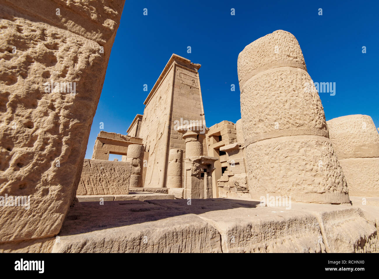 Philae Tempel detail Hintergrund Sehenswürdigkeit in Ägypten in der Nähe der Stadt Assuan Stockfoto