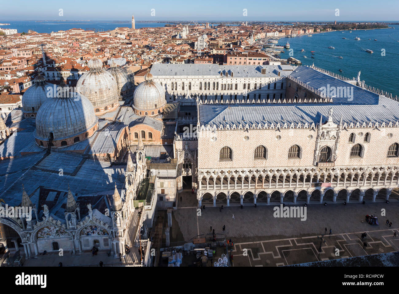 Dogenpalast vom Campanile, Venedig, Italien Stockfoto