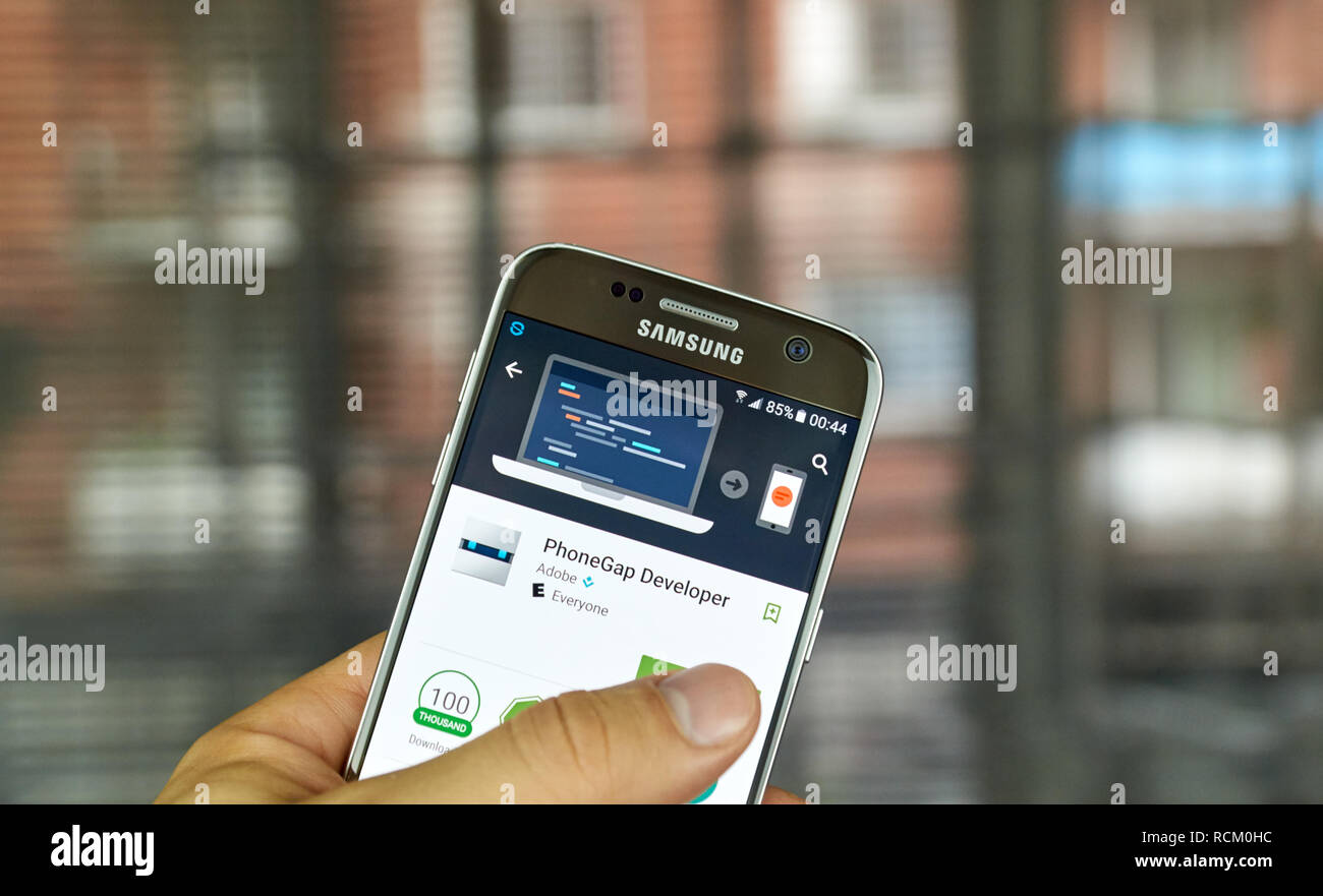 MONTREAL, KANADA - Juli 15: Adobe PhoneGap Entwickler Anwendung auf Samsung S7-Bildschirm. Die PhoneGap Developer ist ein Hilfsprogramm zum Testen für Web Developer Stockfoto