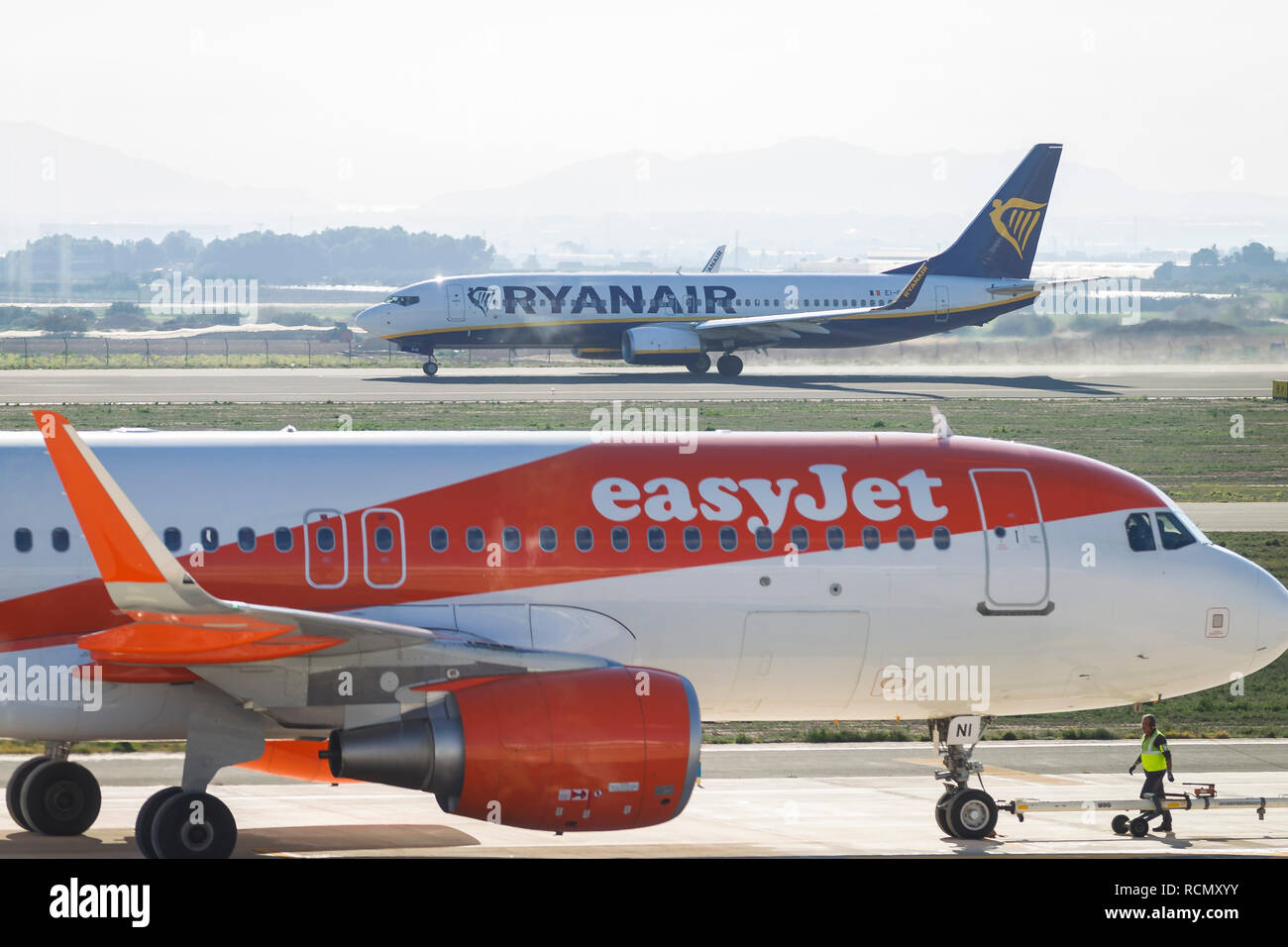 Murcia, Spanien. 15. Januar, 2019. Öffnen und die Ankunft der ersten Flug zum Flughafen © ABEL F. ROS/Alamy leben Nachrichten Stockfoto