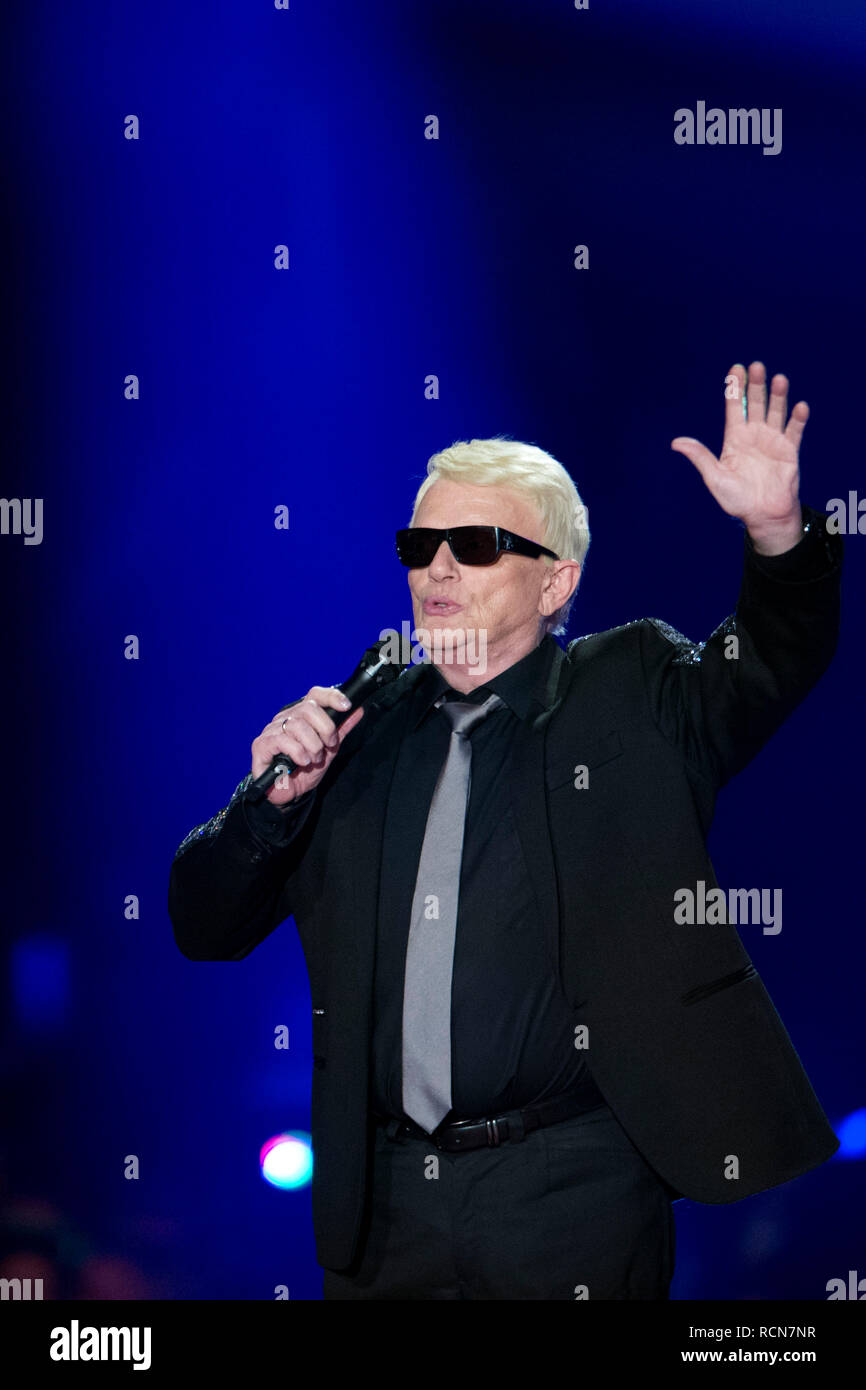 Berlin, Deutschland. 12 Jan, 2019. HEINO, Saenger, Singen, Gesang, Konzert, Performance, Show, der chlagerchampions - Das große Festival der Besten" am 12.01.2019 im Velodrom Berlin, | Verwendung der weltweiten Kredit: dpa/Alamy leben Nachrichten Stockfoto