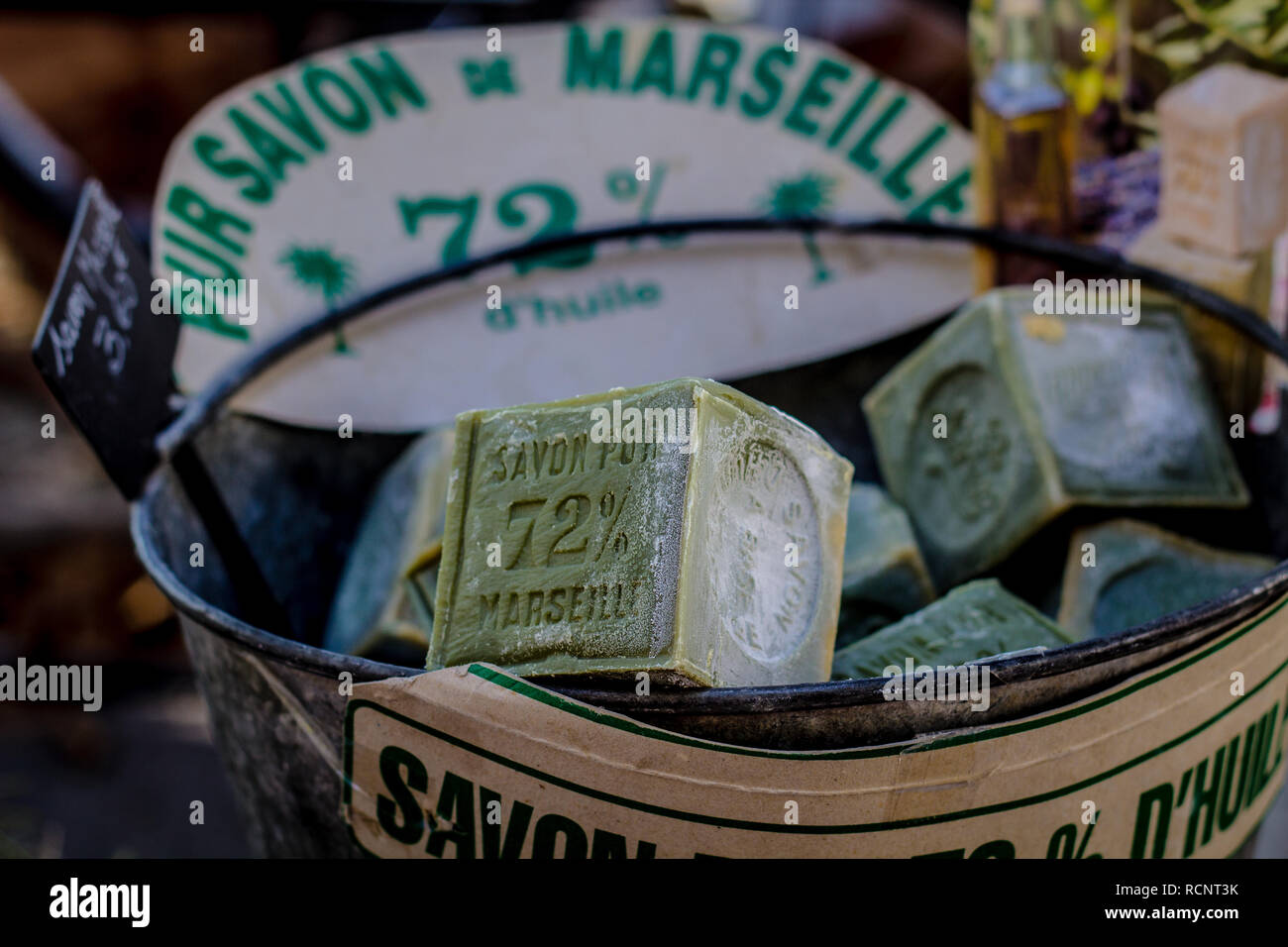 Handgemachte Seife in einem provenzialischen Markt in Frankreich Stockfoto