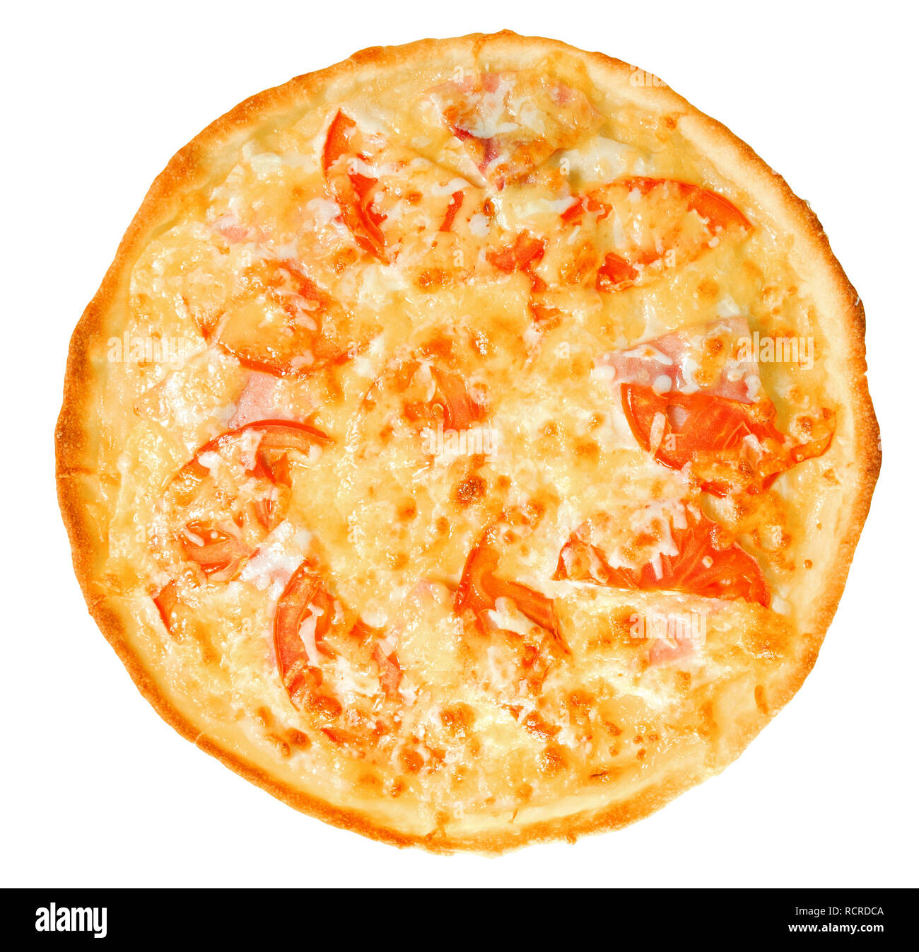 Appetitliche Pizza mit Käse, Tomaten und Speck. Auf weissem Hintergrund. Stockfoto