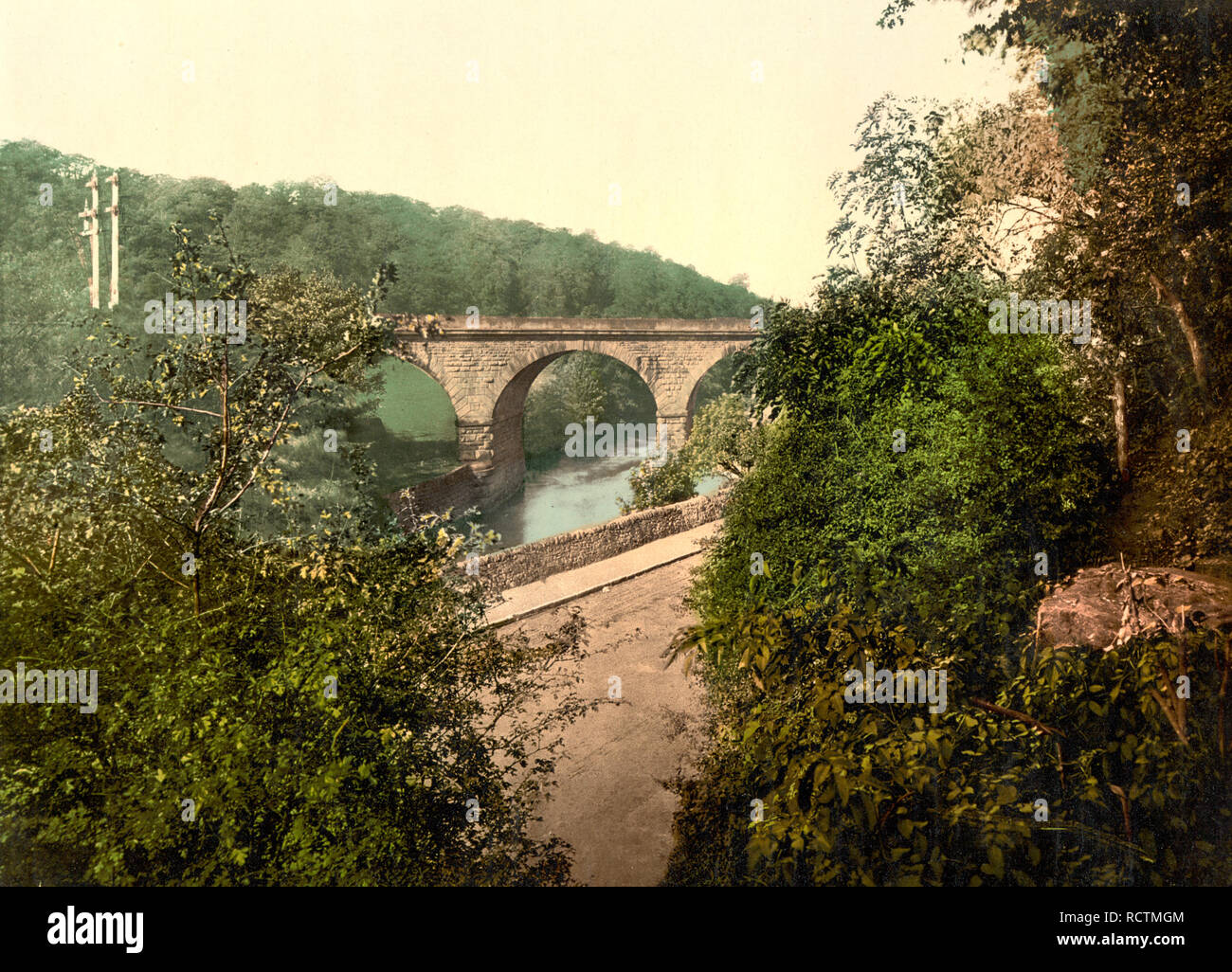 Ambergate, Eisenbahnbrücke über den Fluss Derwent, Derbyshire, England, um 1900 Stockfoto