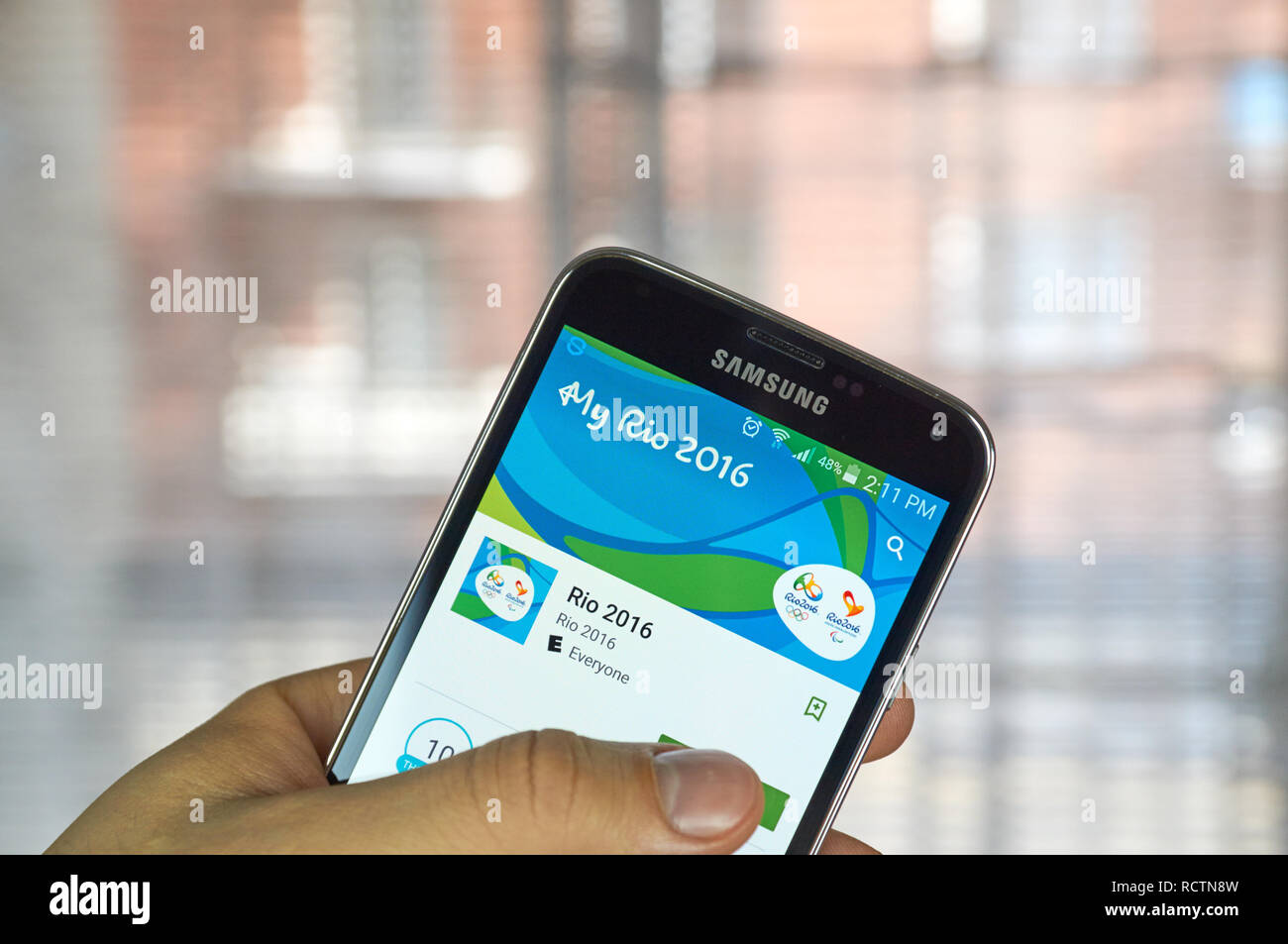MONTREAL, KANADA - MÄRZ 20, 2016 - Rio 2016 mobile Anwendung auf dem Bildschirm des Samsung S5. Die Stadt von Rio de Janeiro ist Gastgeber des G gewählt worden Stockfoto