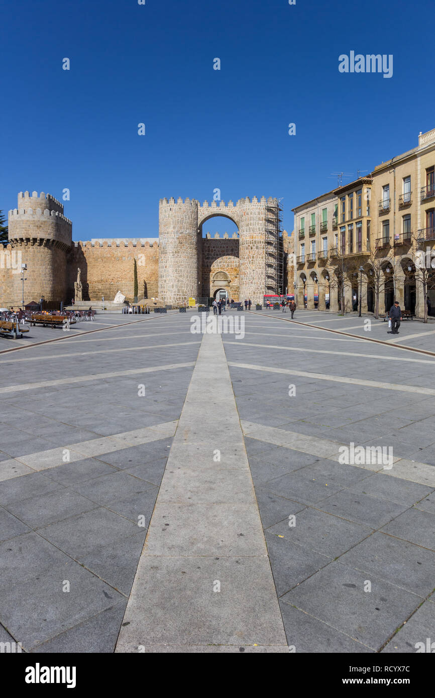 City Gate auf der Teresa von Avila, Spanien Stockfoto