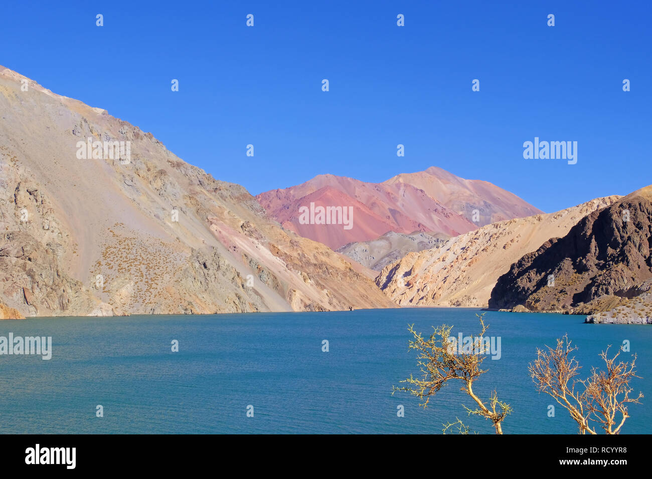 Laguna Agua Negra Lagune mit der Anden auf dem Weg zum Paso Agua Negra