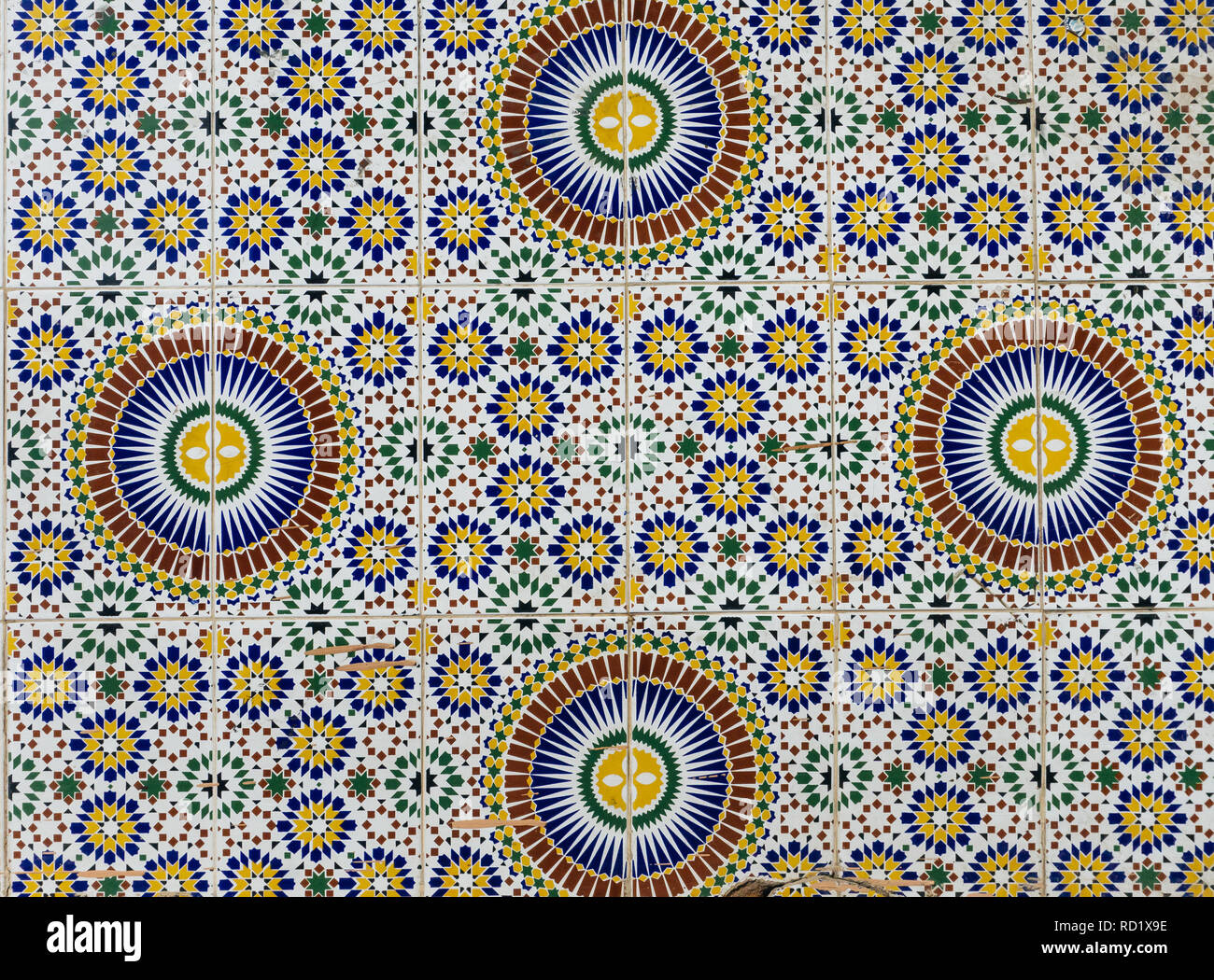 Arabisch, Orientalisch islamische Ornament. Marokkanische Fliesen, oder Marokkanische zellij - traditionelle Mosaik Stockfoto