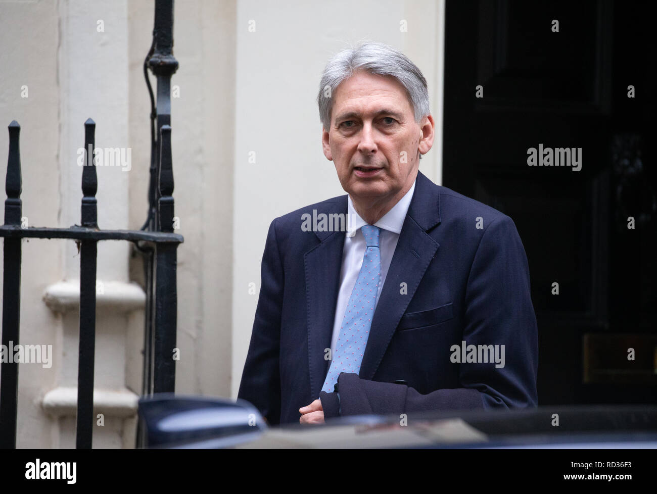 Nummer 11 Downing Streetd, Schatzkanzler, Blätter mit der Nummer 11 Downing Street das Unterhaus zu gehen. Stockfoto