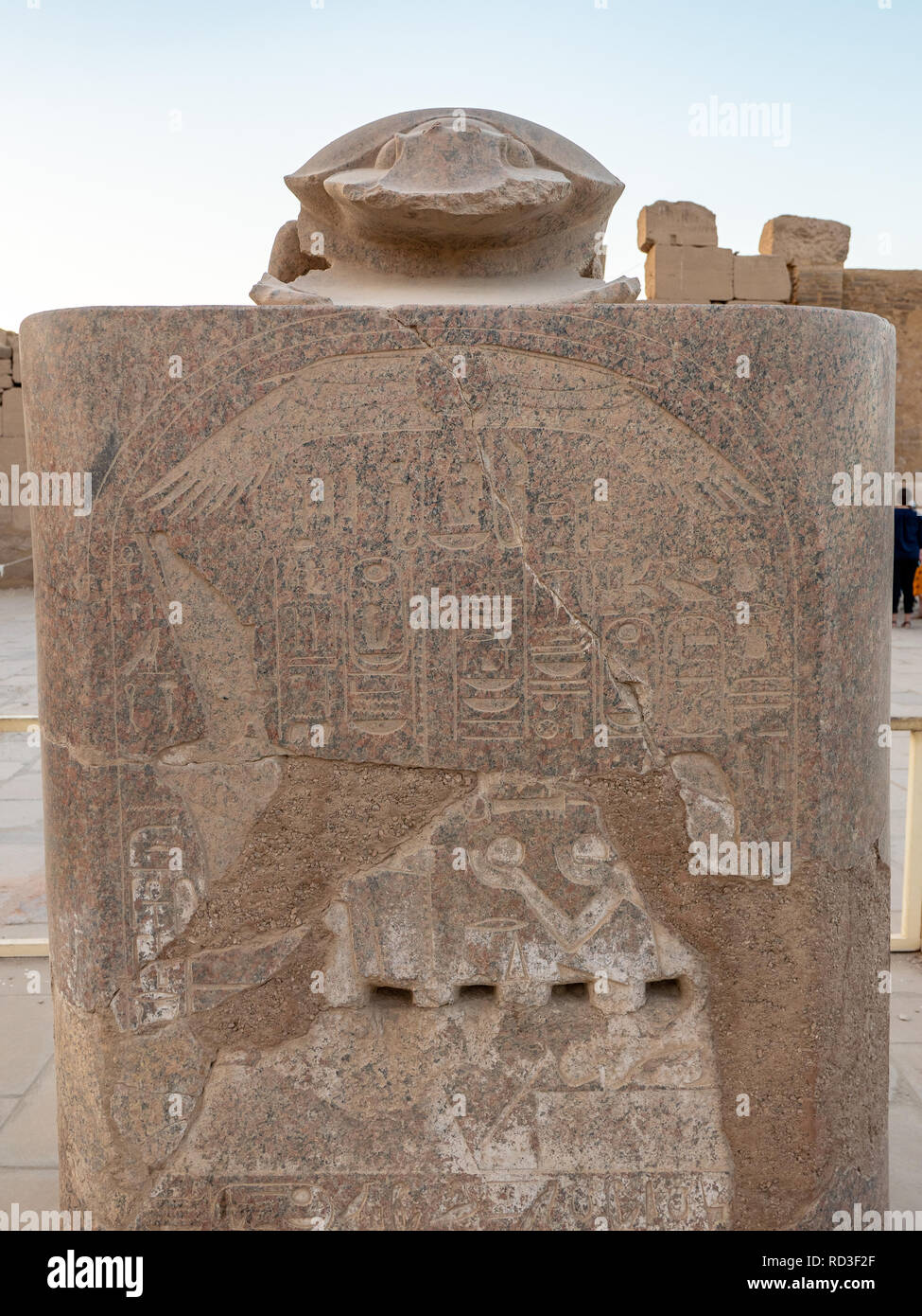 Statue von Khepri der Heilige Skarabäus in Karnak Stockfoto