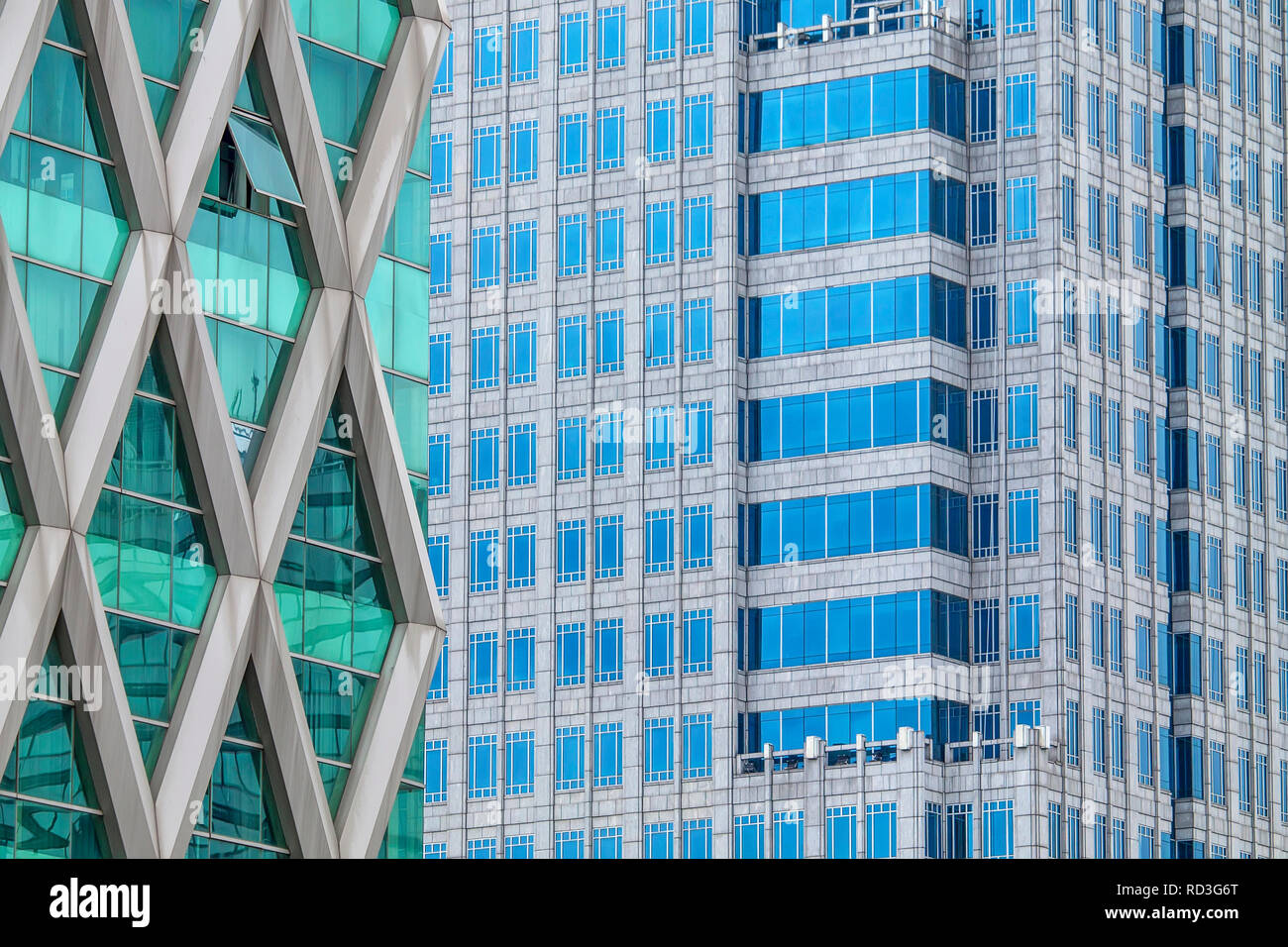 In der Nähe von Windows auf Wolkenkratzer, Indonesien Stockfoto