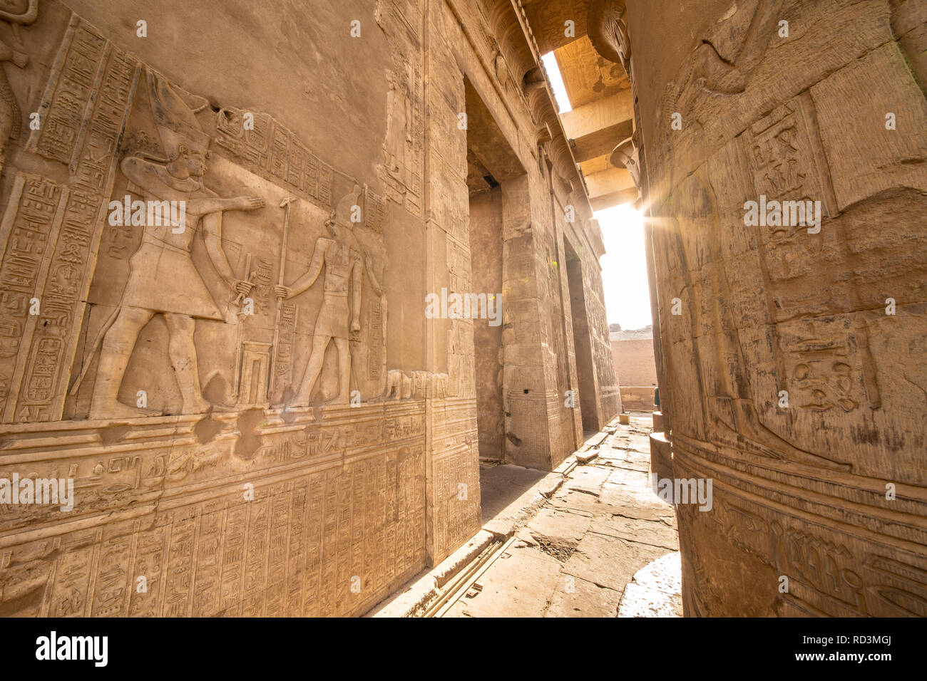 Eingang zum Tempel von Kom Ombo gebaut von der alten ägyptischen Zivilisation in der Nähe von Theben (Luxor) und Assuan Stockfoto