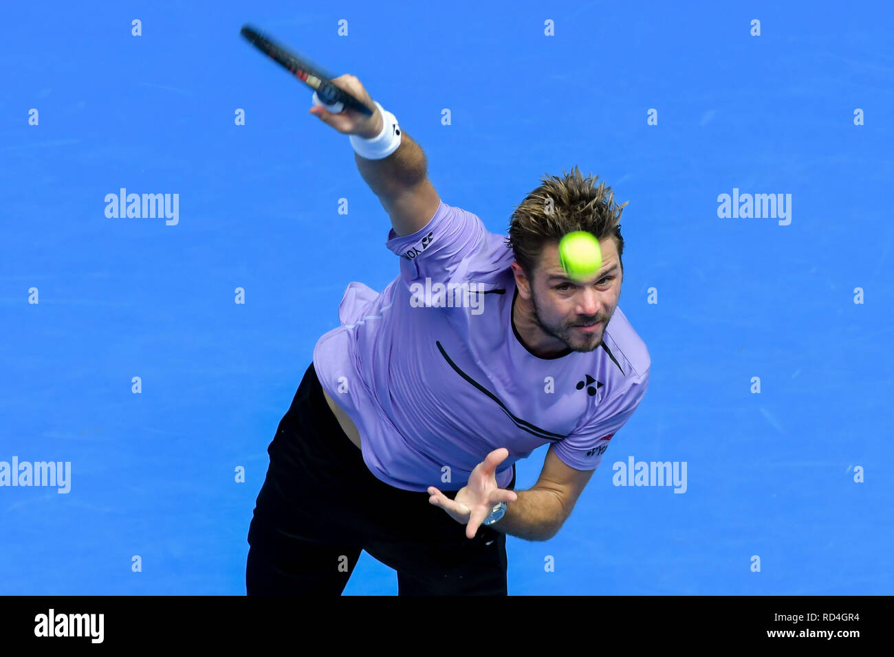 Melbourne, Australien. 17 Jan, 2019. Stan Wawrinka in der Schweiz in Aktion in der zweiten Runde gegen 16 Samen Milos Raonic von Kanada an Tag vier der Australian Open 2019 Grand Slam Tennis Turnier in Sydney Low/Cal Sport Media/Alamy Live News Credit: Cal Sport Media/Alamy leben Nachrichten Stockfoto