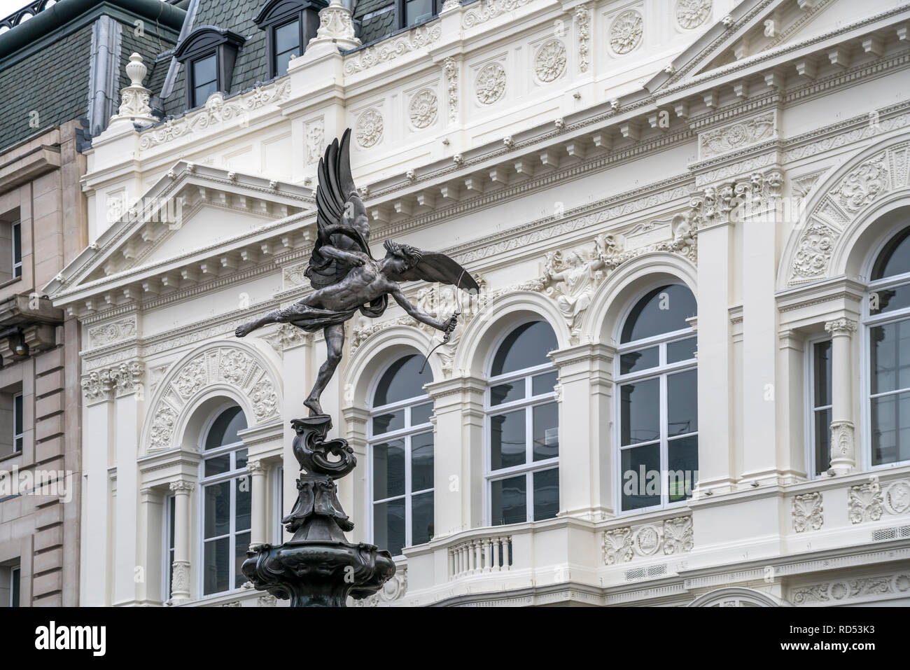 Engel des Shaftesbury Memorial Fountain am Piccadilly Circus, London, Vereinigtes Königreich Großbritannien, Europa | Engel auf Shaftesbury Memorial Fo Stockfoto