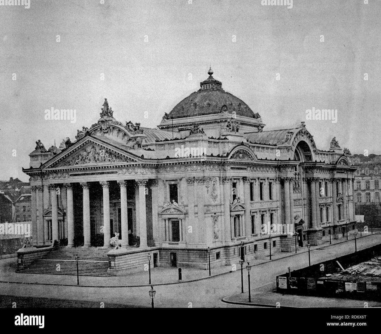 Eines der ersten Autotype Fotos des Palais De La Bourse, Börse, Brüssel, Belgien, um 1880 Stockfoto