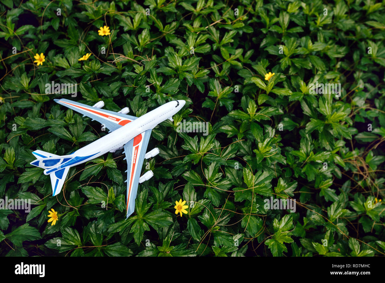 Flach Gestaltung von Reisen mit dem Flugzeug Stockfoto Flach Gestaltung von Reisen mit dem Flugzeug Stockfoto