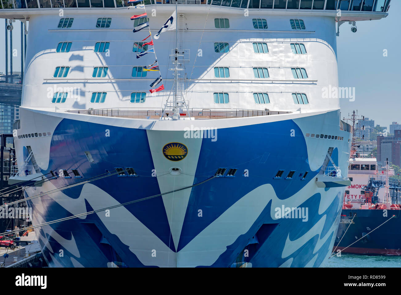 Sydney Australien, Jan 12, 2019: Princess Cruises' neuestes Schiff, majestätischen Prinzessin am internationalen Terminal, Circular Quay, Sydney Hafen. Stockfoto