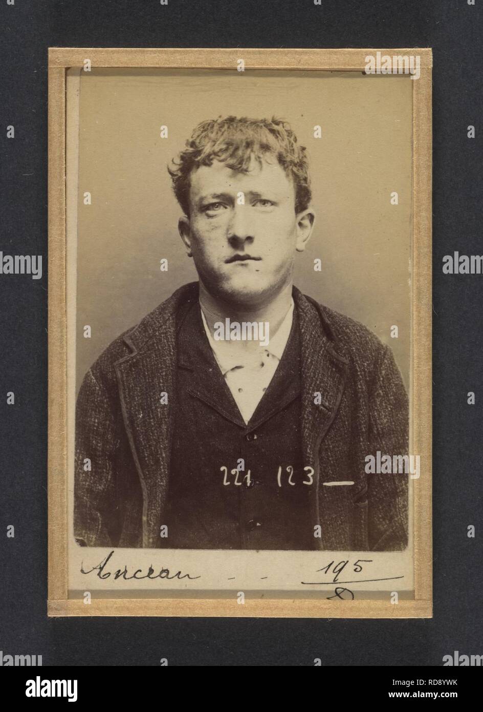 Anceau. Aimé-Firmin. 20 ans, né Le 18-2-74 à Paris XIIe. Sculpteur sur Bois. Anarchiste. 17-7-94. Stockfoto