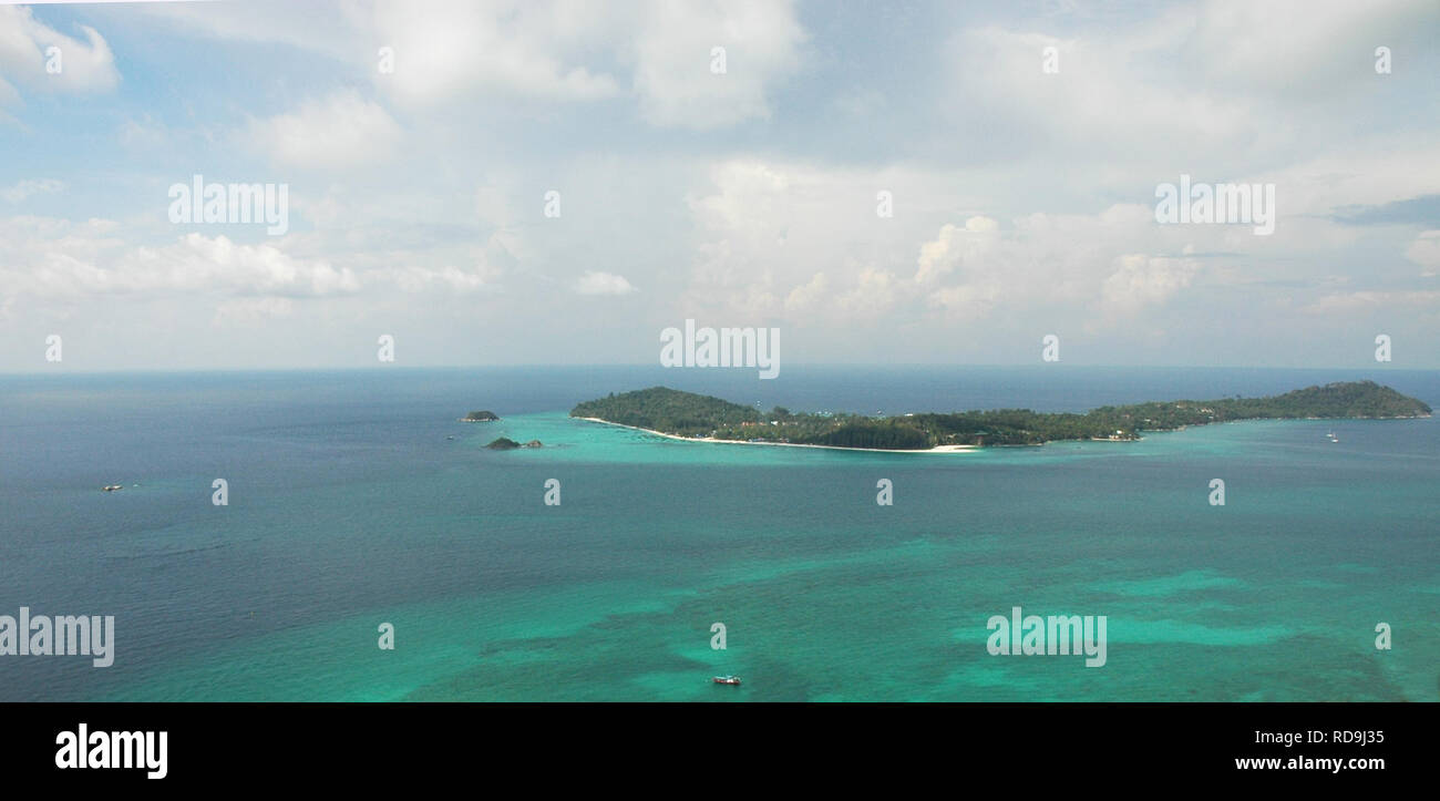 Koh Lipe ist ein kleines L-förmige Insel im südlichen Thailand Songkhla Provinz in der Nähe der Thailand/Malaysia Grenze entfernt. Es gehört zu den Adang-Rawi Stockfoto